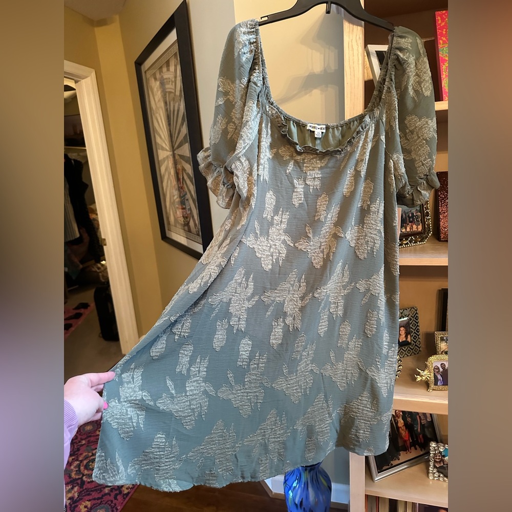 Green plus size dress in 2X NWT